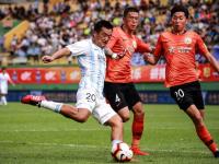乐鱼体育官方网站-山东鲁能备战中，迎战广州富力