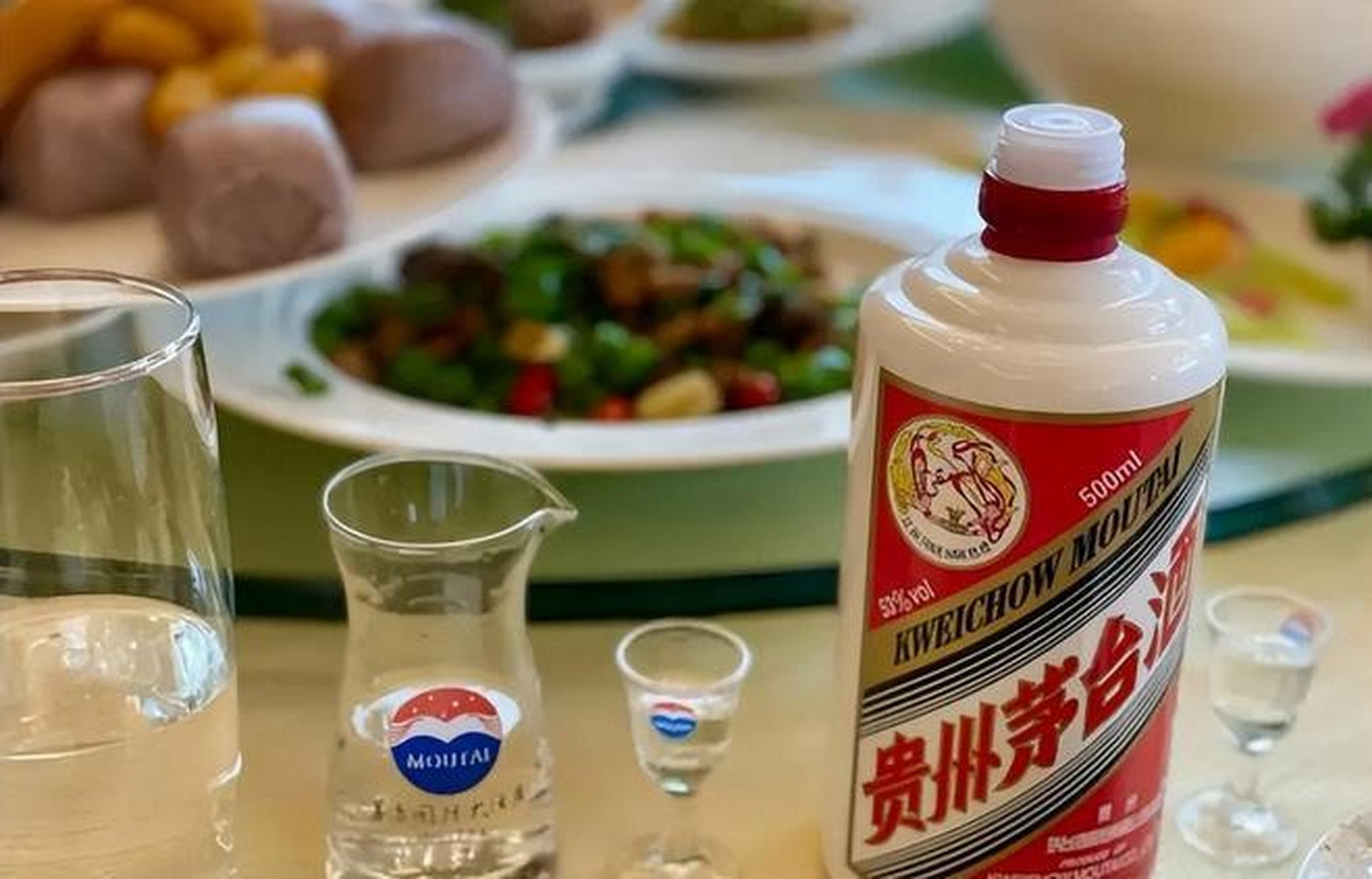 上海队主场胜利，稳坐前四席位的简单介绍