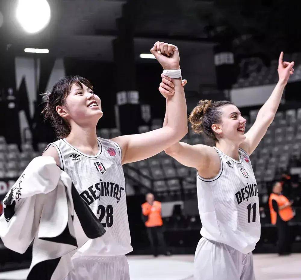 关于薪资太低引抗议！WNBA与WCBA、NBA收入差距一览的信息